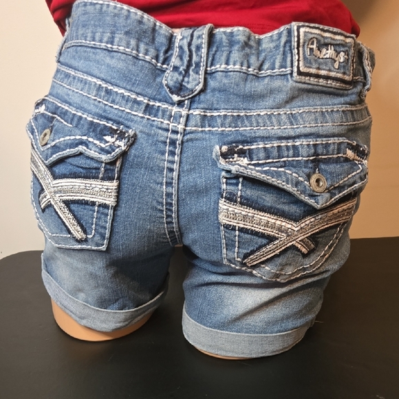 Amethyst Blue Jean Shorts - Picture 2 of 11